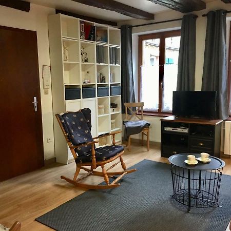 L'Atelier Apartment ซิลิสตาต์ ภายนอก รูปภาพ